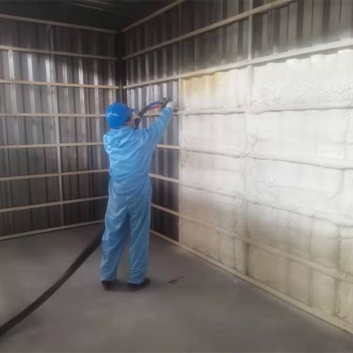 方艙保溫發泡聚氨酯噴涂設備